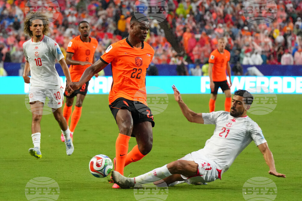 Netherlands Tunisia WCup Soccer