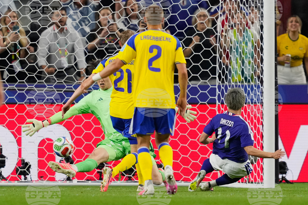 Sweden Japan WCup Soccer