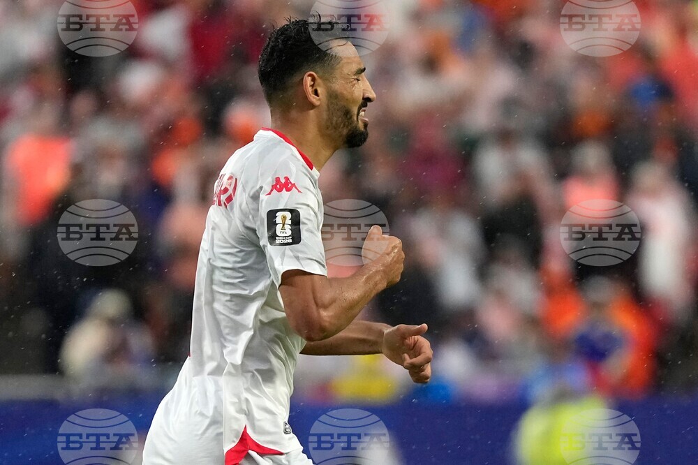 Netherlands Tunisia WCup Soccer