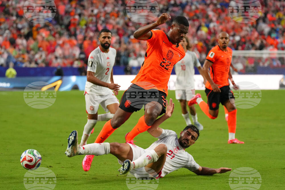 Netherlands Tunisia WCup Soccer