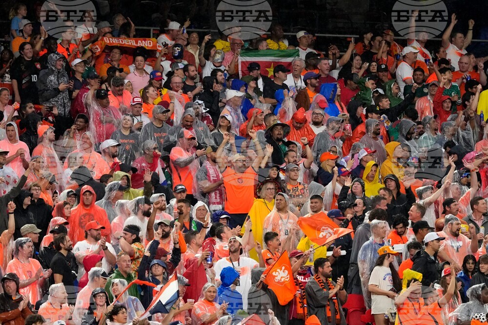 Netherlands Tunisia WCup Soccer