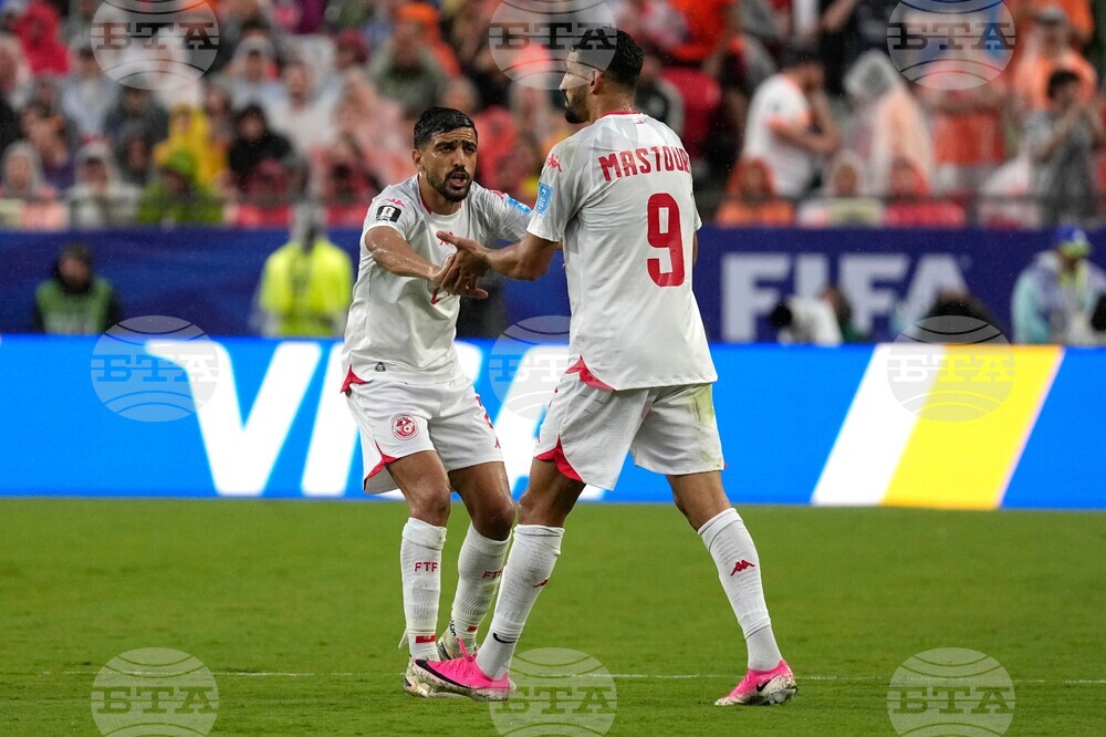 Netherlands Tunisia WCup Soccer