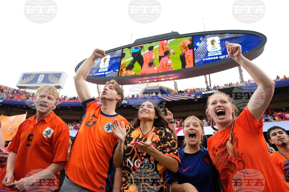 Netherlands Tunisia WCup Soccer