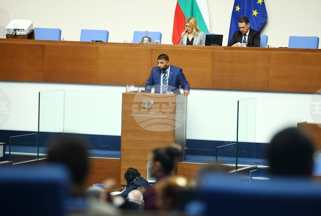 Наркоразпространението е една от най-сериозните заплахи пред българските деца и младежи, казаха от „Продължаваме промяната“