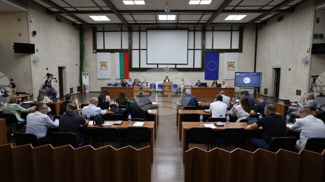 Прекратяване дейността на общинско дружество и промяна в управлението на общинско предприятие гласуваха общинските съветници в Благоевград