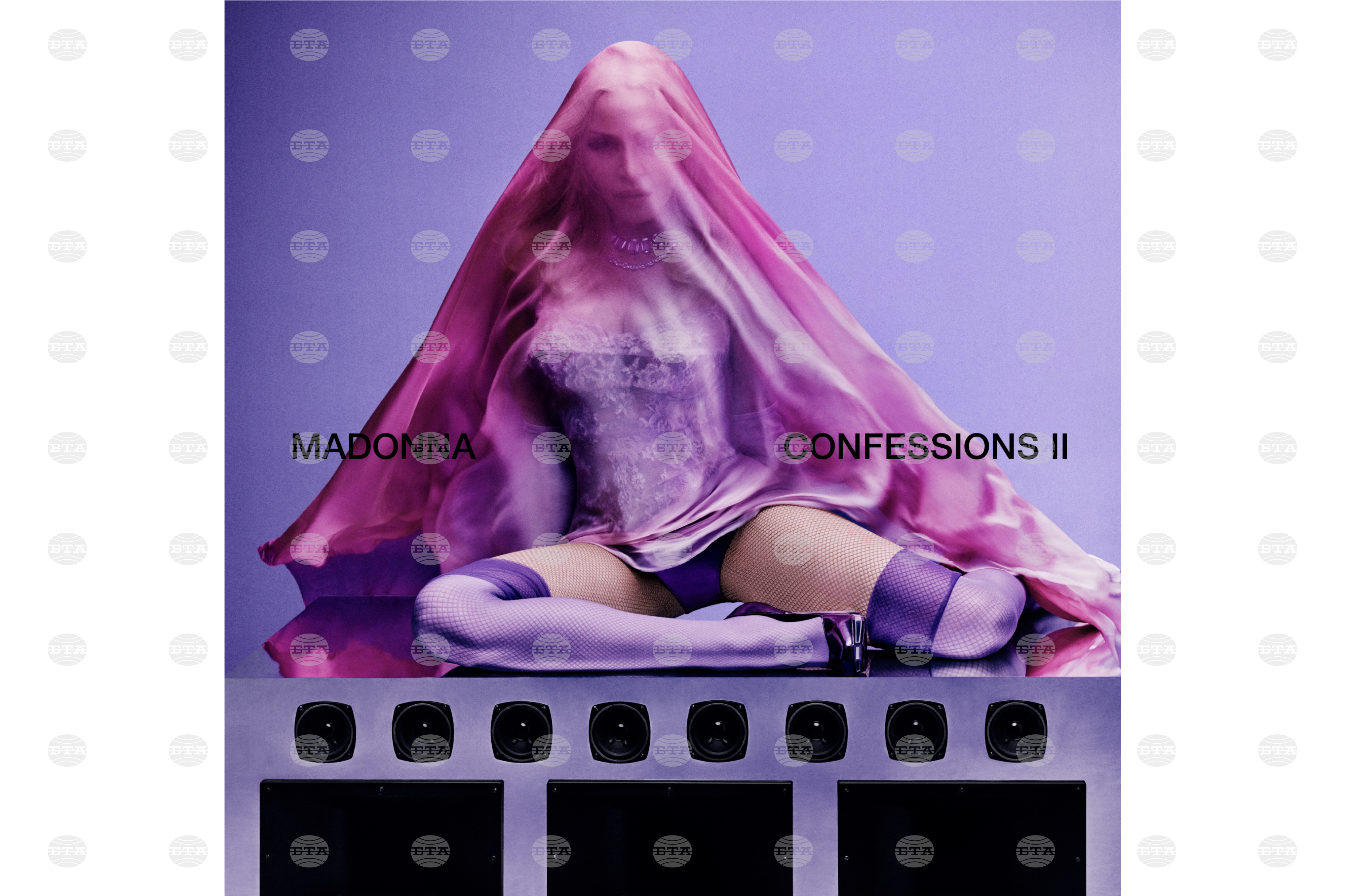Мадона издаде 15-ия си студиен албум, озаглавен Confessions II