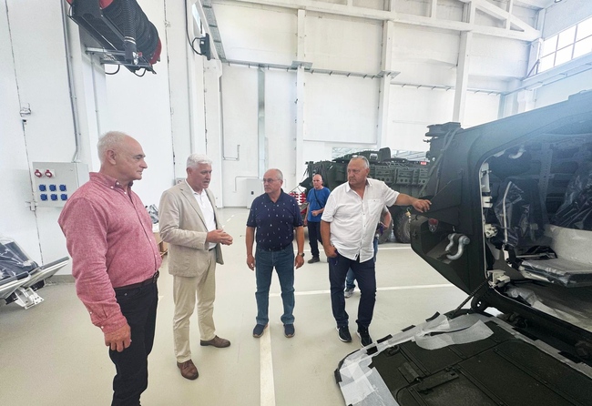 Bulgarian Defence Minister Inspects Stryker Assembly Progress at TEREM Plant in Veliko Tarnovo