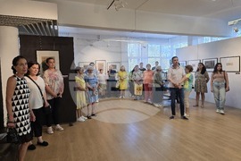 Свищов - Борис Денев - изложба - "Човекът.Следи на фронта"