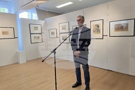 Свищов - Борис Денев - изложба - "Човекът.Следи на фронта"