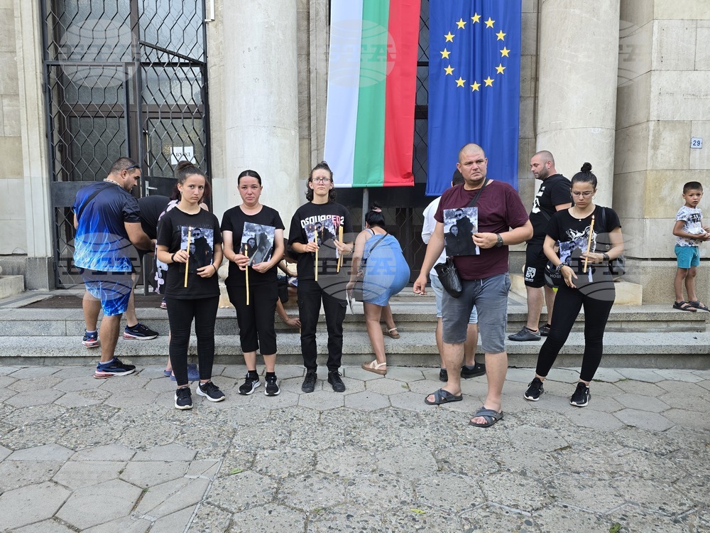 Враца - протест - Сдружение „Ангели на пътя“