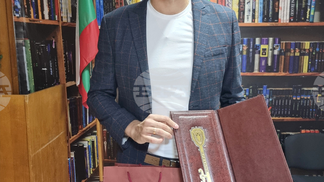 Волейболистът Светослав Гоцев определи отличието „Почетен гражданин на Брезник“ като една от най-ценните награди в живота си