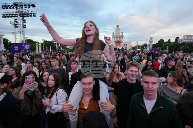 Russia School Graduation