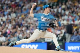 Cubs Brewers Baseball