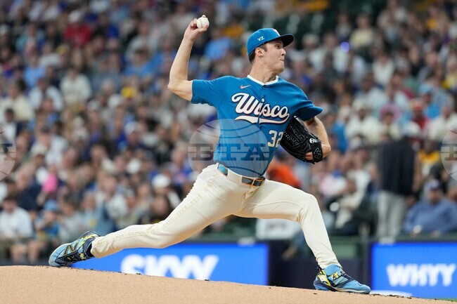 Cubs Brewers Baseball