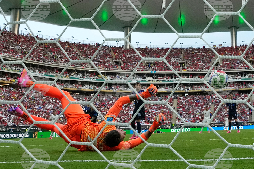 APTOPIX Spain Uruguay WCup Soccer