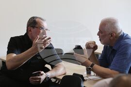 Клуб „Сенатор“ - „Къде изтичат парите на данъкоплатците?“ - дискусия