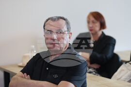 Клуб „Сенатор“ - „Къде изтичат парите на данъкоплатците?“ - дискусия
