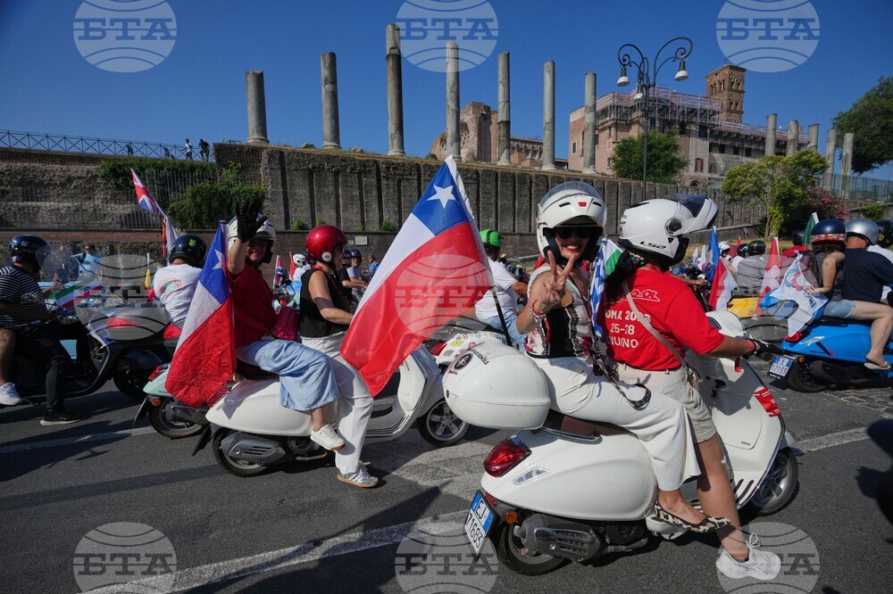 Italy Vespa 80th Anniversary