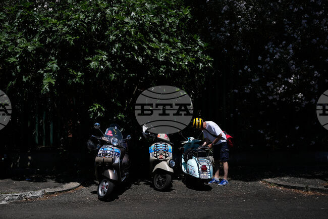 Italy Vespa 80 Years