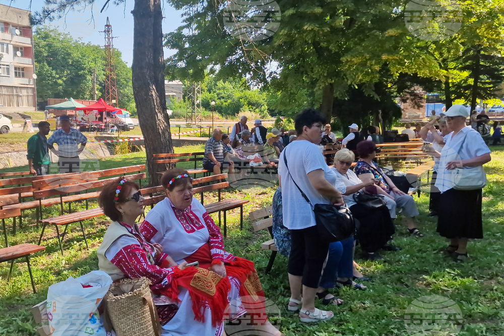 Село Юпер - фолклорен събор - „Вълшебна плетеница - живи човешки съкровища“