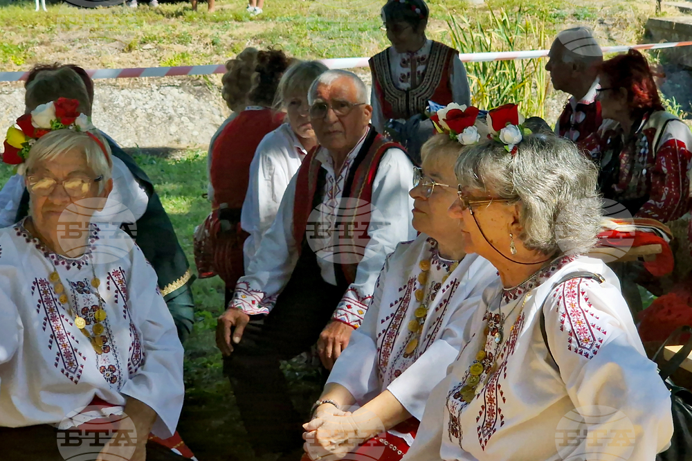 Село Юпер - фолклорен събор - „Вълшебна плетеница - живи човешки съкровища“
