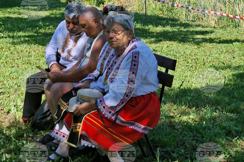 Село Юпер - фолклорен събор - „Вълшебна плетеница - живи човешки съкровища“