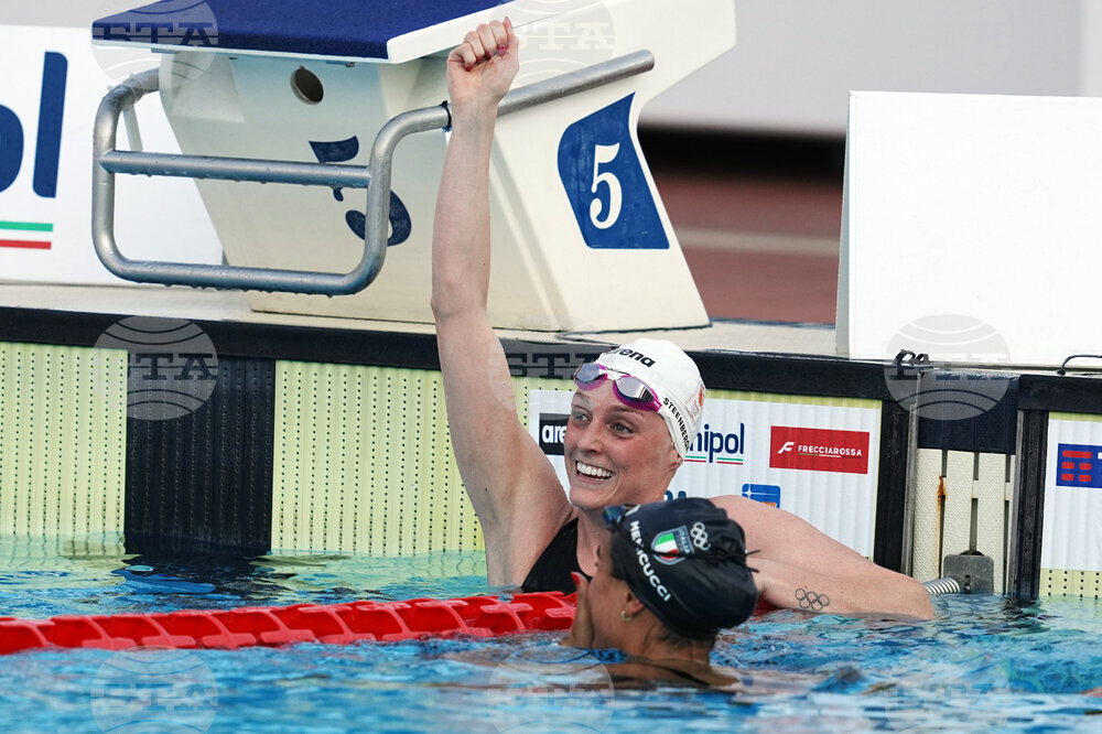 Italy Steenbergen Swimming