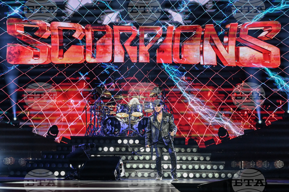 Scorpions в София с послание на български: Съединението прави силата