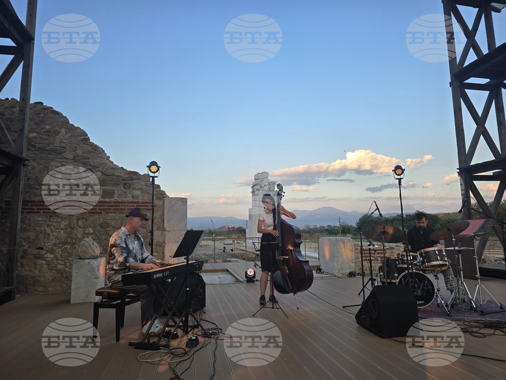Петрич - античен град Хераклея Синтика - фестивал „Културама“ - Solar Trio - концерт