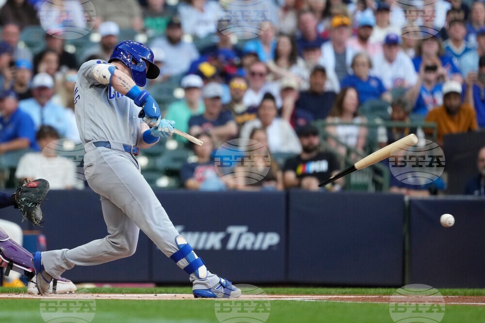 Cubs Brewers Baseball