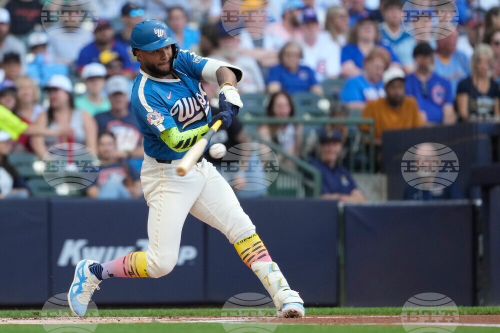 Cubs Brewers Baseball