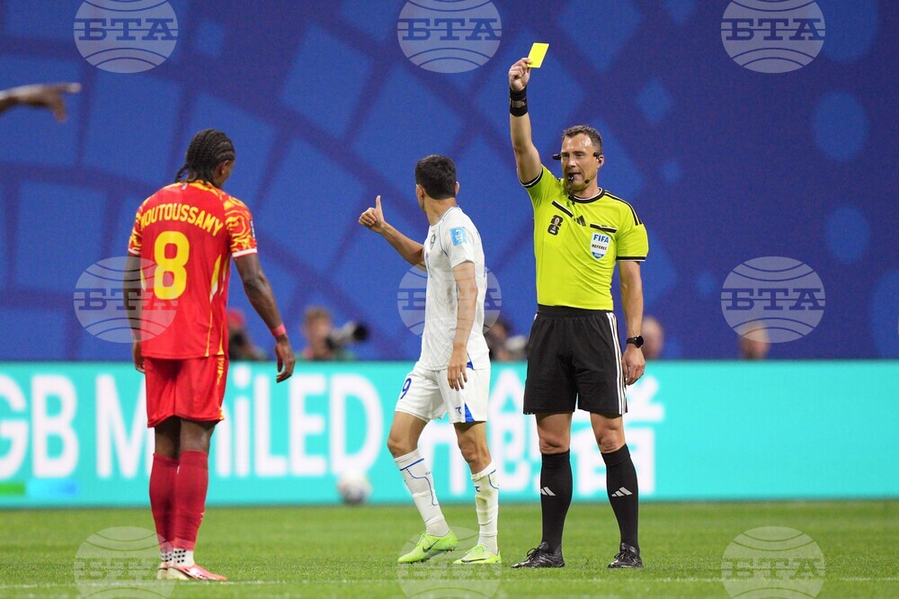 Uzbekistan DR Congo WCup Soccer