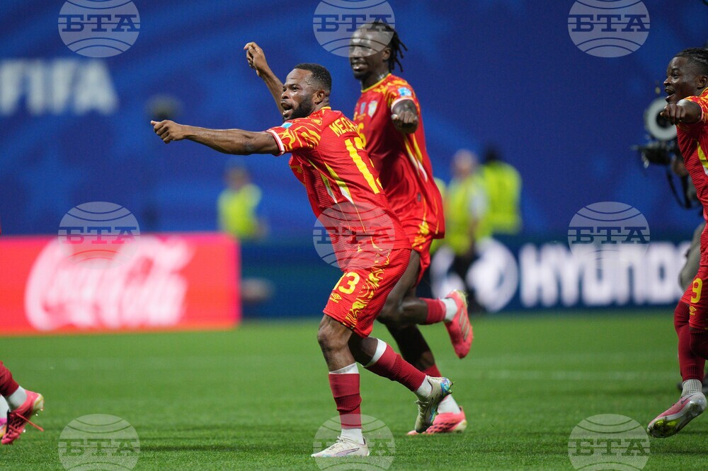 Uzbekistan DR Congo WCup Soccer