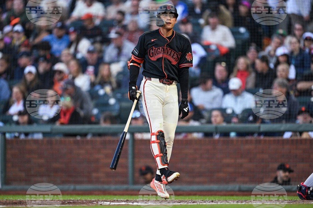 Braves Giants Baseball