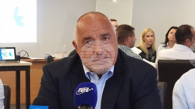 Всички партии без ГЕРБ искаха да има безвремие когато влизаме в еврозоната, каза Бойко Борисов в Кюстендил