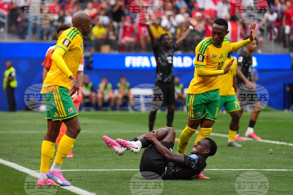 APTOPIX Canada South Africa WCup Soccer