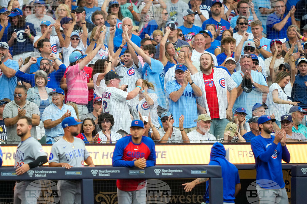 Cubs Brewers Baseball