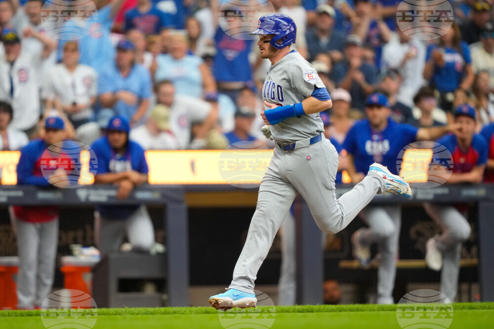 Cubs Brewers Baseball
