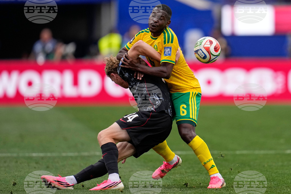 APTOPIX Canada South Africa WCup Soccer