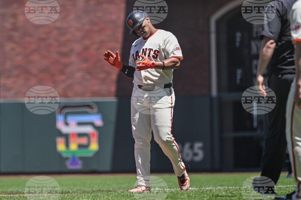 Braves Giants Baseball