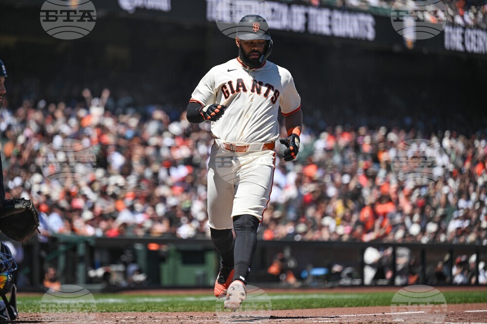 Braves Giants Baseball