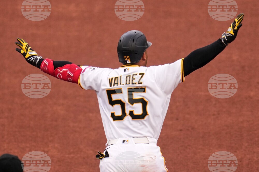 Reds Pirates Baseball