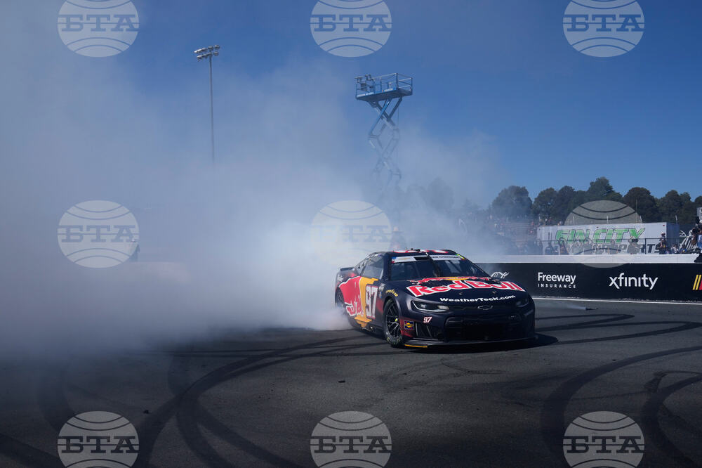 NASCAR Sonoma Auto Racing