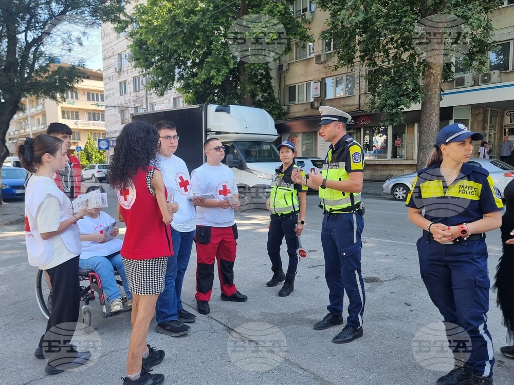 Плевен - пътна полиция - БЧК  - ден на пътната безопасност