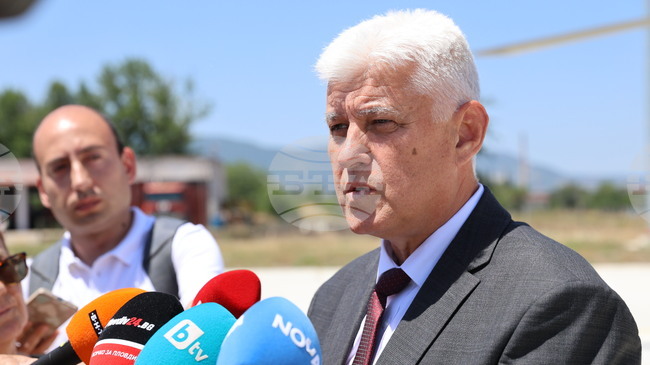Air Force Ready for Aerial Firefighting Missions, Defence Minister Stoyanov Says