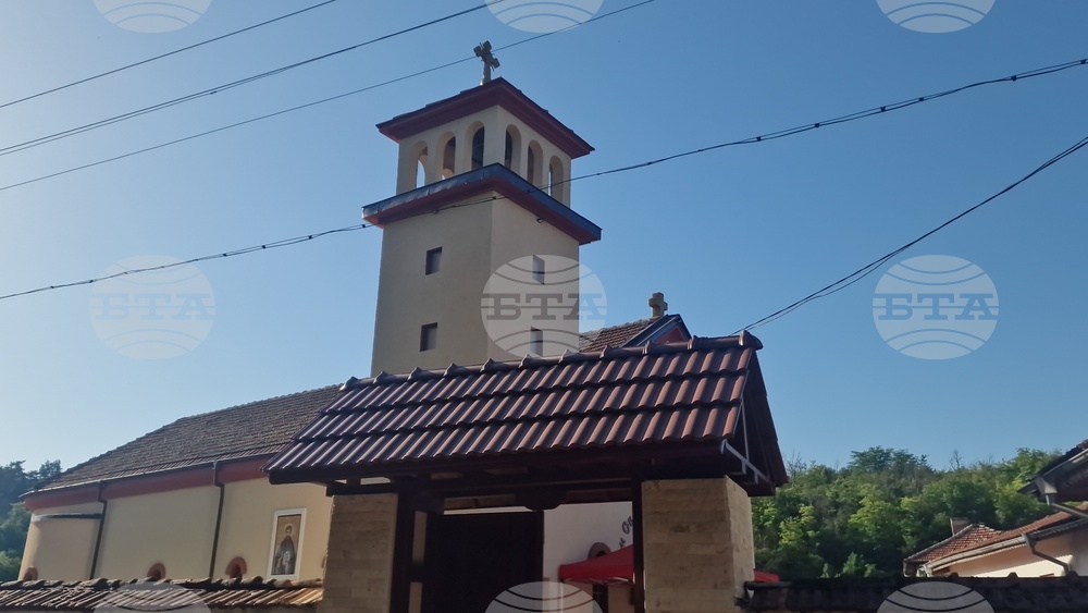 Село Осенец - храм „Св. св. Апостоли Петър и Павел“ - годишнина