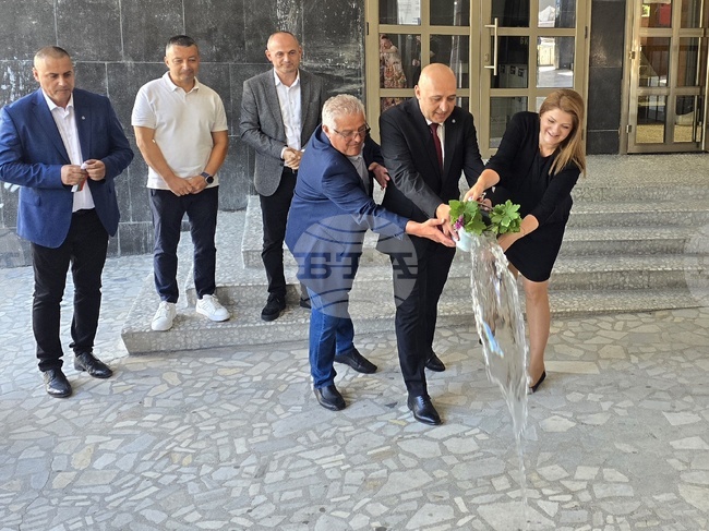 Приключи санирането на сградата на библиотека „Н. Й. Вапцаров“ и читалище „Обединение 1913“ в Кърджали