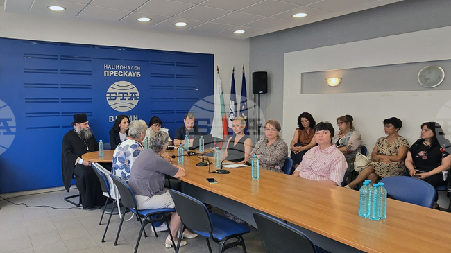 Participants in Foster Care Discussion in Vidin Emphasize Need for Broader Public Support