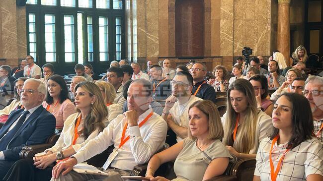  Над 1100 български учени от водещи световни университети се обединяват в подкрепа на висшето ни образование в дигитален академичен алманах