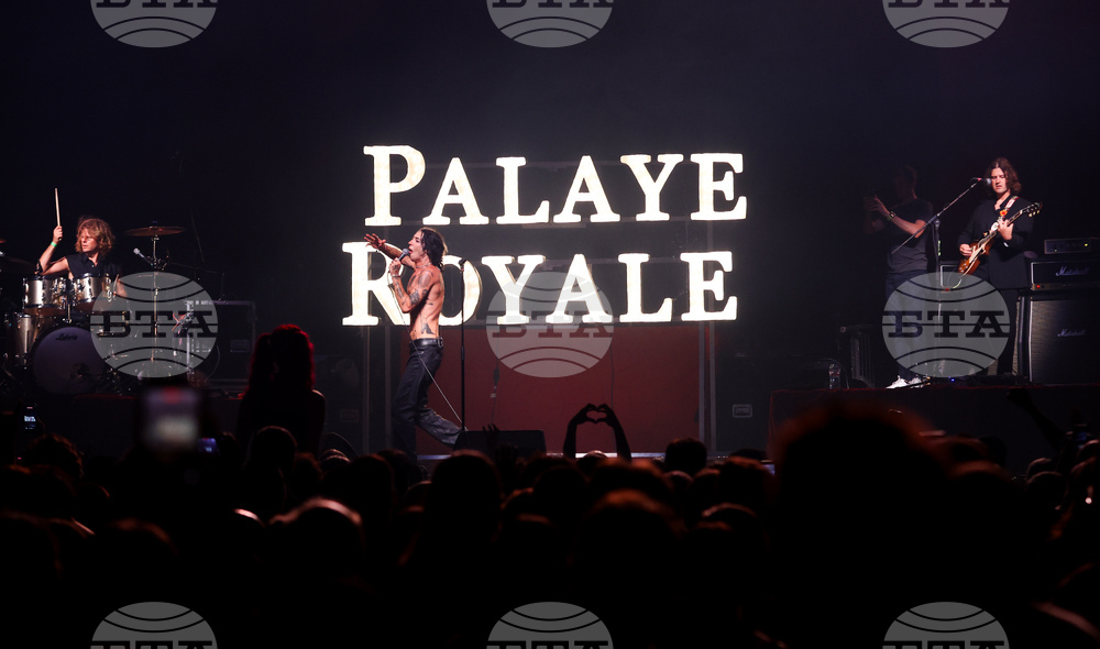„Арена 8888“ - Palaye Royale - концерт